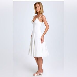 Mallory Elegant White Sleeveless Dress